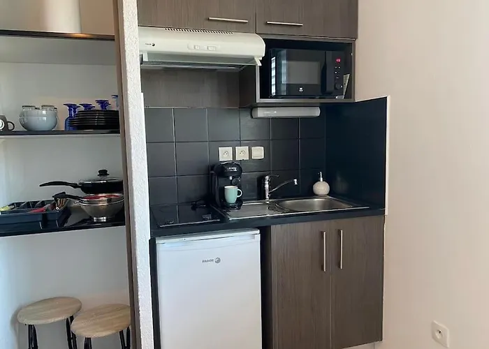 La Griffon - Parking & Balcon