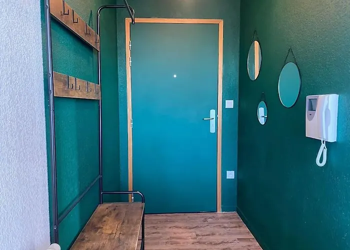 La Griffon - Parking & Balcon *