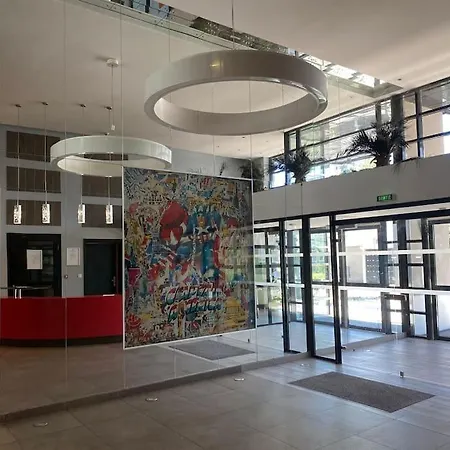 La Griffon - Parking & Balcon *